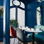 Hotel Celeste Batignolles Montmartre